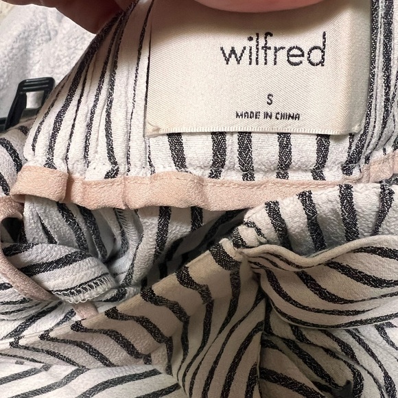 Aritzia Wilfred Striped Fawn Pant - Picture 4 of 8